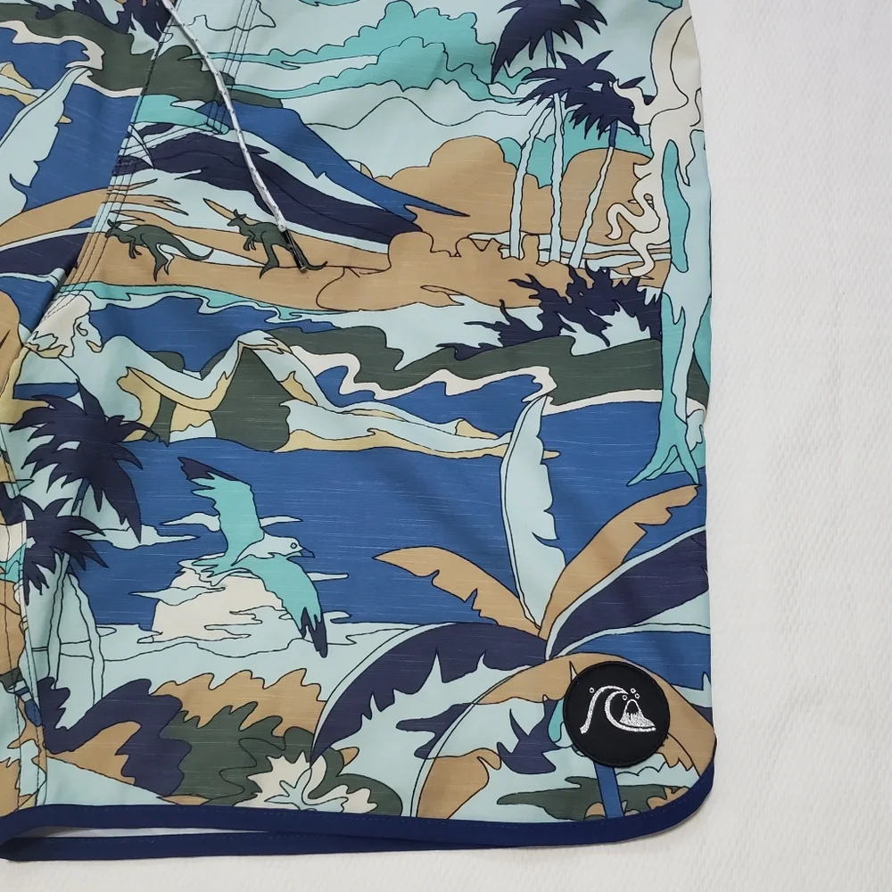 Quicksilver High Line Board Shorts Blue Surfer Print 33 Waist